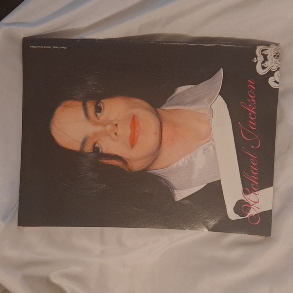 Michael Jackson  - A Tribute to The Greatest Entertainer of All Time - Picture 2 of 2